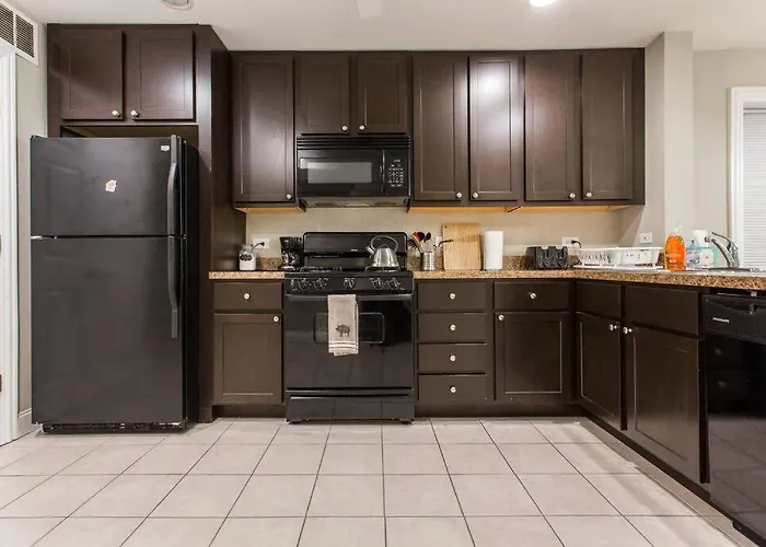 Apartment One In An Haven *